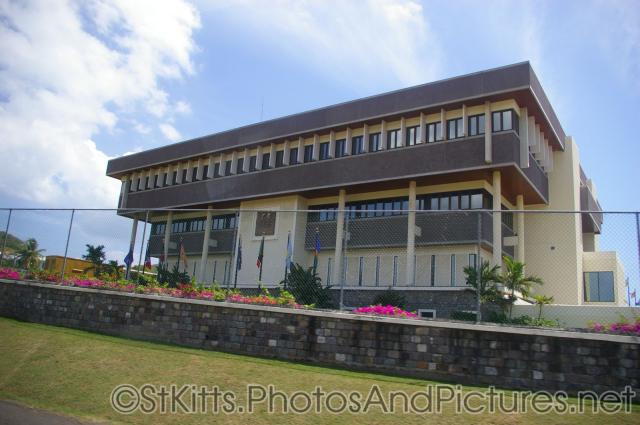 Eastern Caribbean Central Bank in St Kitts 2010.jpg